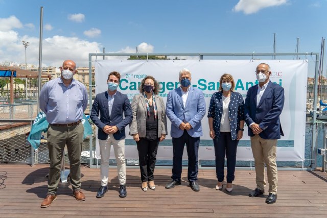 Treinta veleros participan en la 31ª regata Cartagena-Ibiza que recorrerá 170 millas náuticas