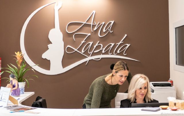 La bailarina Ana Zapata abre las puertas a la formación artística en su nuevo centro de danza