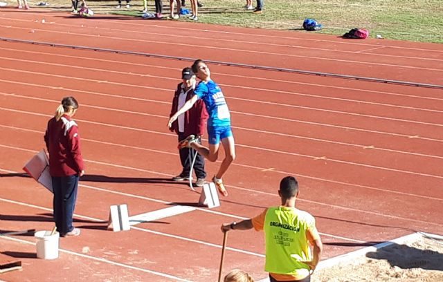 El UCAM Atletismo Cartagena premiado como mejor Club de la Región
