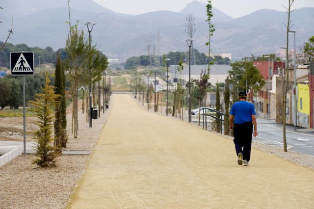 Sale a contratación la Vía Verde de Barrio Peral para mejorar sus parterres y pavimento y convertirla en una senda ciclable