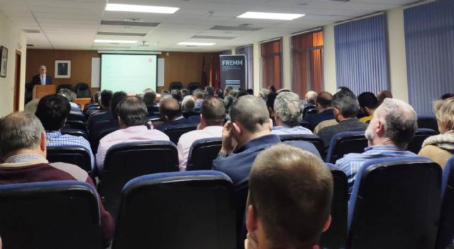 El Grupo CLH impulsará desde Cartagena la sostenibilidad energética sin descartar el petróleo