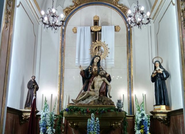 La colonia cartagenera de Valencia honro a la Virgen de la Caridad en la ciudad del Turia