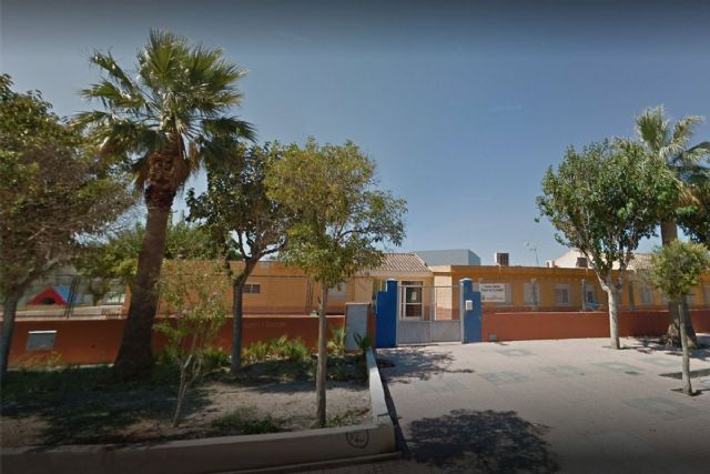 La Policía Local de Cartagena sorprende a cuatro menores en la escuela infantil Virgen de la Caridad
