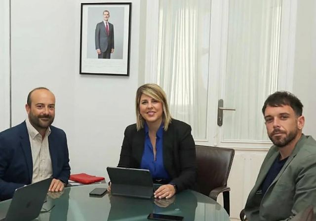 MC: Arroyo ya ni se esconde: otorga contratos a dedo al que se postula como próximo responsable de Deportes del PP