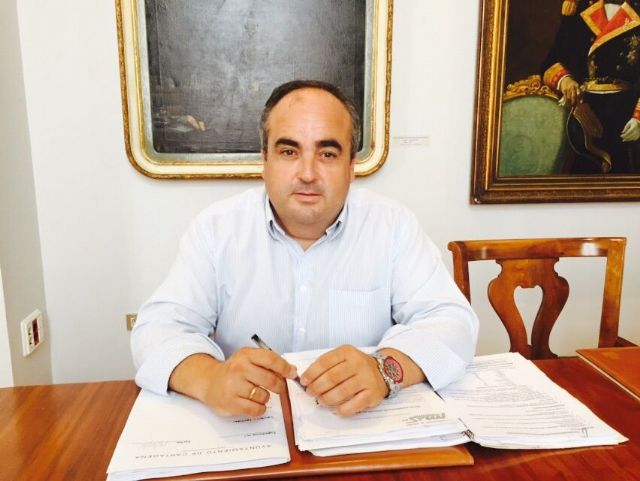 El Plan de Asfalto cuenta con 250.000 euros para invertir en las calles de 14 barrios y diputaciones