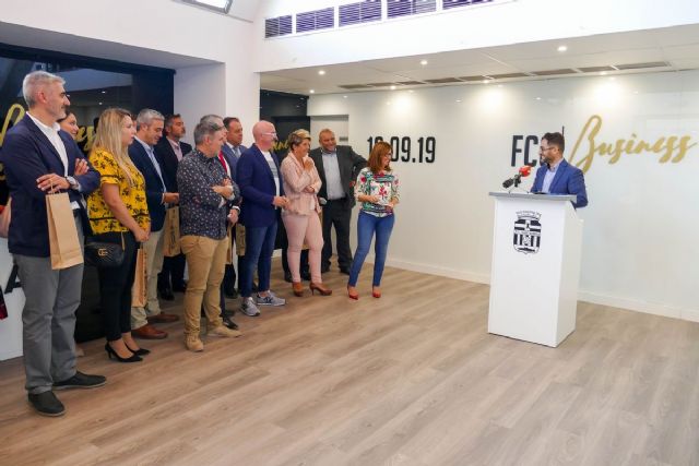 El FC Cartagena y el Barça disputarán un partido amistoso a beneficio de los damnificados de la DANA