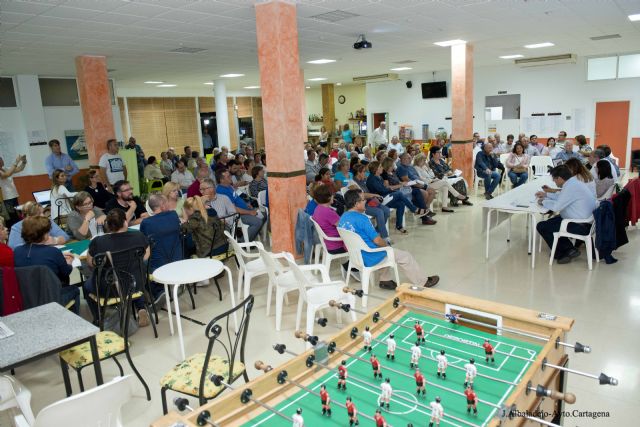 Los vecinos de Canteras priorizan las propuestas para su barrio incluidas en los Presupuestos Participativos