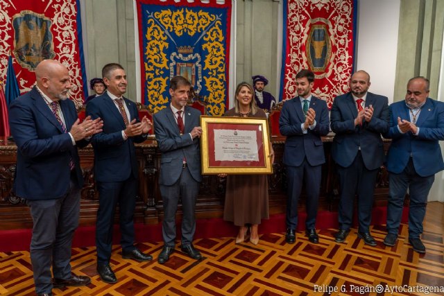 Cartagena rinde homenaje al Colegio de Abogados entregándole la Medalla de Oro de la ciudad