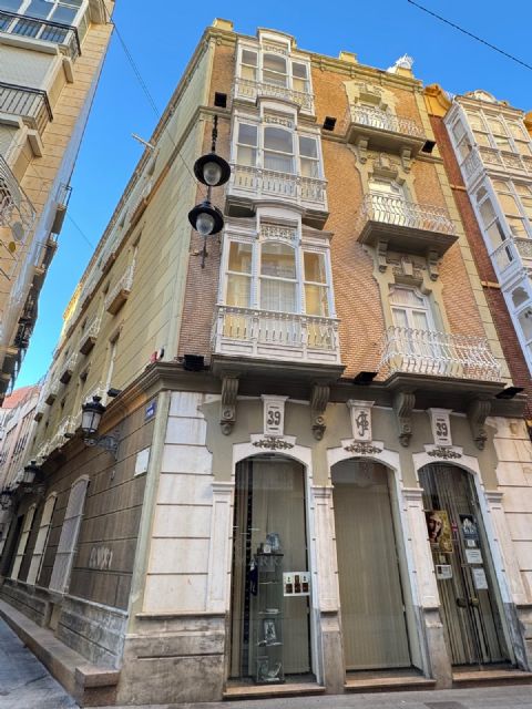 La Comunidad concede una ayuda de 70.000 euros a la cofradía Marraja para la restauración de las fachadas de su sede