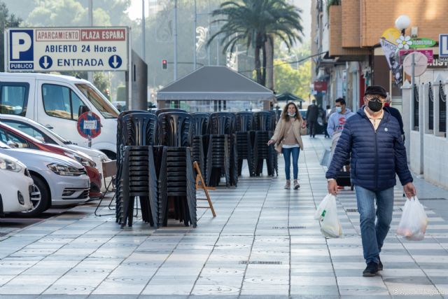 Los asistentes a la Cabalgata de Reyes podrán ocupar las sillas de la Alameda y el Paseo Alfonso XIII dos horas antes del desfile