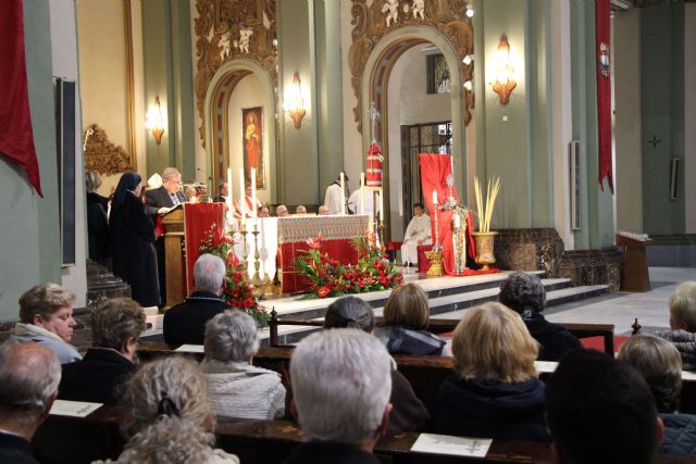Cartagena celebra la inhumación de las reliquias de los siete beatos mártires de la familia vicenciana