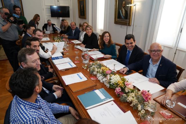 Comunidad y Ayuntamiento de Cartagena colaboran en facilitar el acceso al hogar social en el municipio