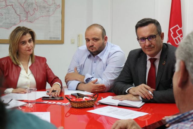 Manolo Torres: 'El PSOE apoya a los trabajadores de SABICen su reivindicación de que no se produzcan despidos'