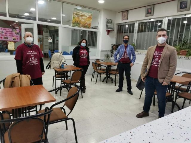 Gracias a la moción de MC, aprobada anoche, se dotará de desfibriladores a todos los locales de Los Dolores