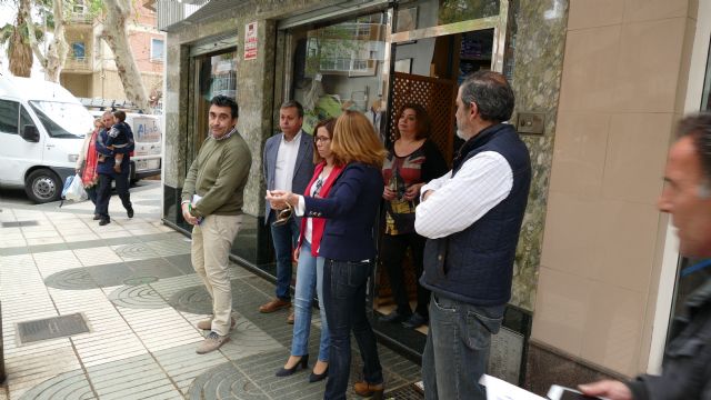 La vicealcaldesa se compromete a impulsar el Ãrea Comercial de La Milla