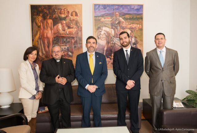 José López recibe su reconocimiento como Hermano Cofrade y Honorífico de San Ginés de la Jara