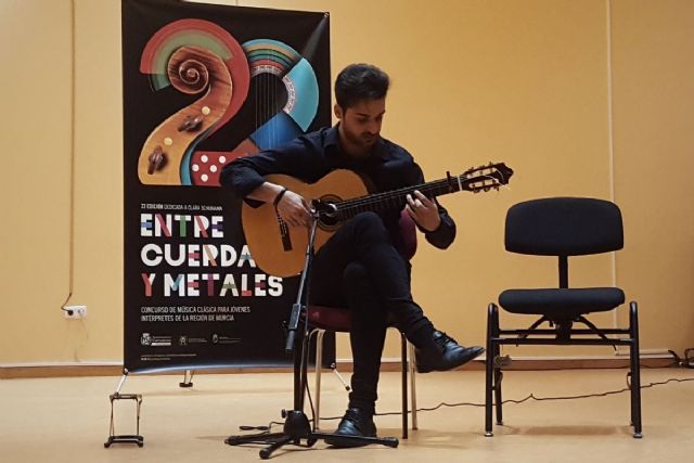 Seis jóvenes pasan a la final de Guitarra Flamenca de Entre Cuerdas y Metales