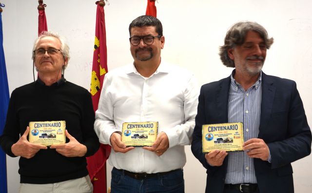 Más de cien personas se interesan por los orígenes de la Escuela de Aprendices de Bazán y la rehabilitación de su edificio