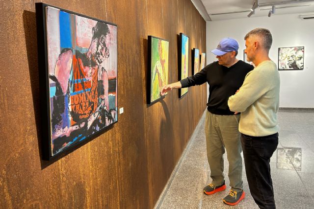 Juan Miguel Sánchez muestra la parte más humana de Mali con la exposición Ébano en la sala Dora Catarineu