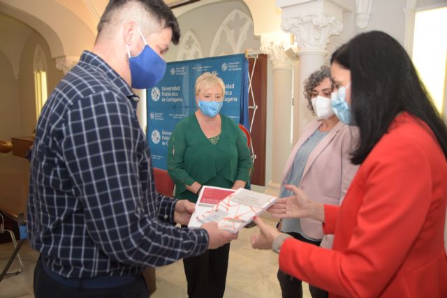 Un libro para formación en institutos recoge la desigualdad en las letras de las canciones