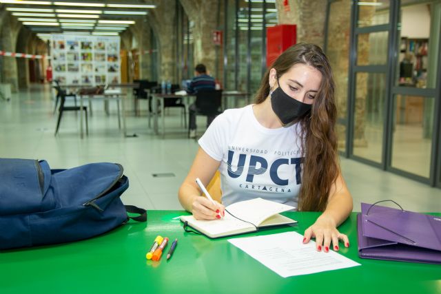 CRAI Biblioteca amplía su horario para favorecer el estudio de los alumnos