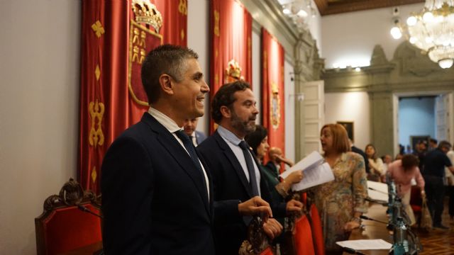 MC cuestiona por qué una de las supuestas renuncias a la moción de censura se incorporó al expediente sin la comparecencia personal de quien decía firmarla