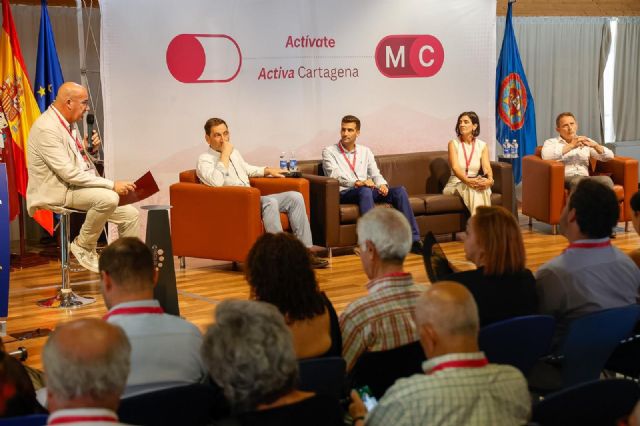 El municipalismo se alza contra el modelo territorial fallido de la Región y prepara su llegada a la Asamblea