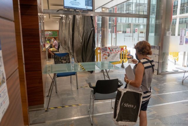 El Ayuntamiento mejora la atención al ciudadano en San Miguel ante el incremento de certificados expedidos en Registro General