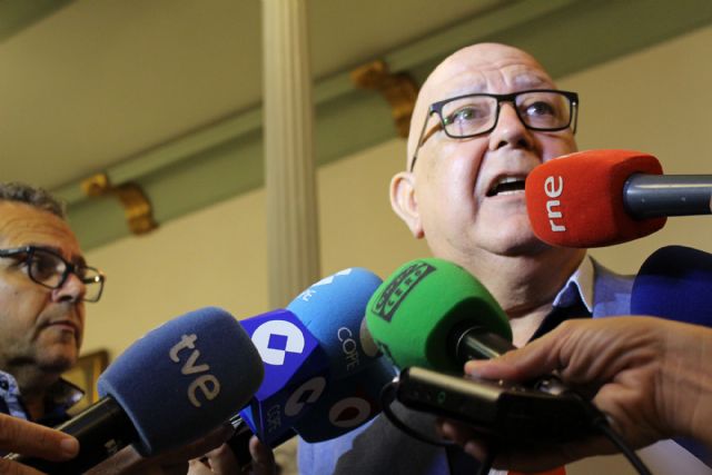 Padín: 'Si el Ayuntamiento fuera un parlamento autonómico se habrían convocado elecciones hace mucho tiempo'