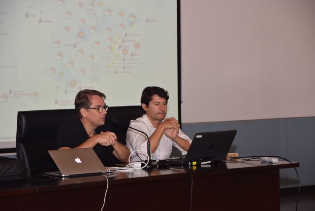 Urbanistas del Levante abogan en la UPCT por rehabilitar los espacios turísticos del litoral