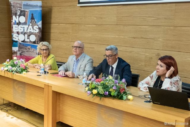 El Ayuntamiento pone en marcha 4 aseos públicos adaptados para los pacientes ostomizados