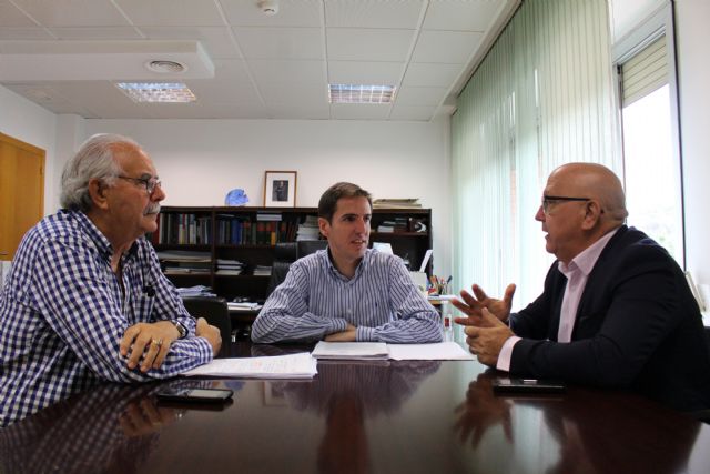 Ciudadanos se reúne con la Comisaría de Aguas para buscar una solución a la ubicación del colegio de La Aljorra