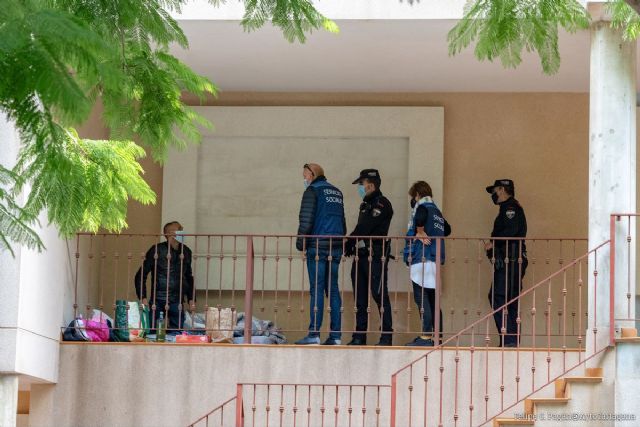 Servicios Sociales asegura el toque de queda para cinco personas sin hogar