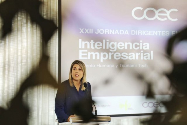 El Ayuntamiento ofrecerá formación en IA y blockchain a emprendedores y empleados
