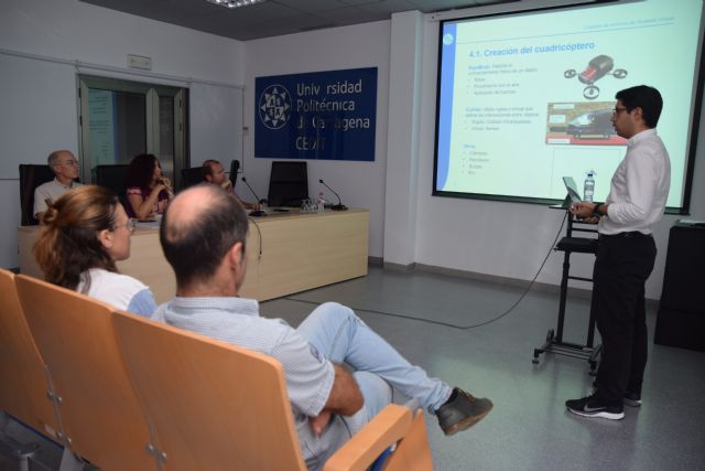 Alumno de la UPCT simula en realidad virtual vuelos en cuadricóptero sobre el campo de golf de La Manga