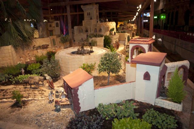 Cartagena se apunta ya en el puente a la Navidad