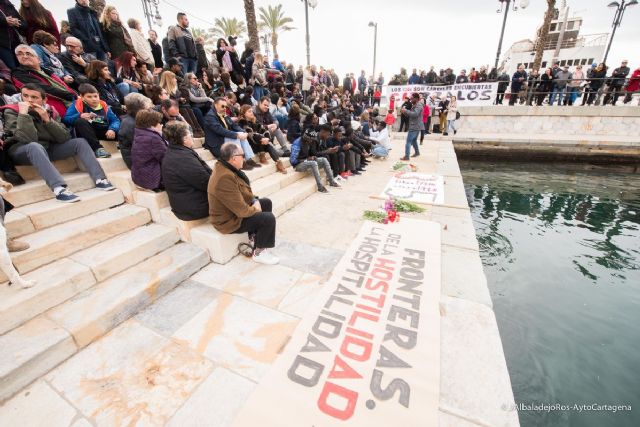Cartagena homenajeo a los 3.115 emigrantes fallecidos en el Mar Mediterraneo