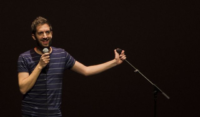 La Vida Moderna, Toni Bright y el espectaculo infantil La Patrulla Canina, en la programacion de El Batel