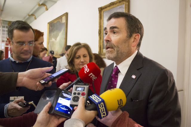 MC: 'LA ZAL y el puerto de Cartagena estrangulados por el Gobierno regional'