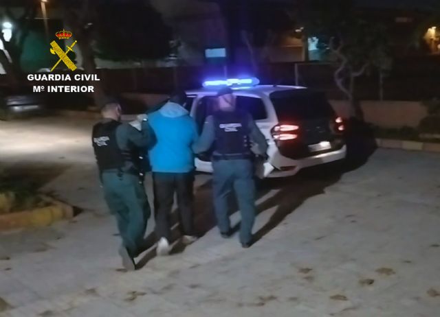Detenido un hombre en Cartagena por realizar actos de exhibición obscena ante una menor de edad