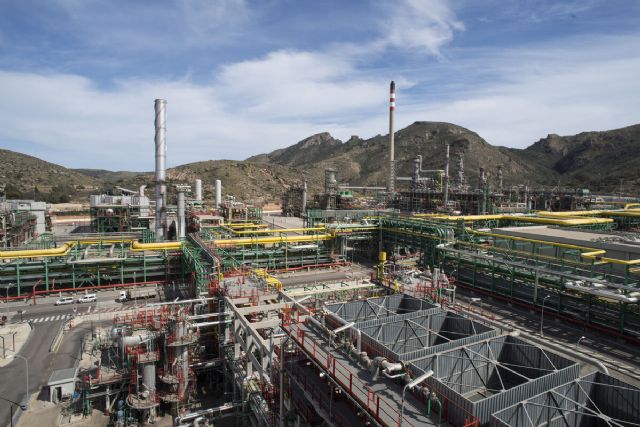 Repsol destinará este año más de 14 millones a proyectos de mejora de eficiencia energética en la refinería de Cartagena