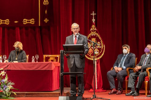 López Calderón celebra el regreso de las procesiones a la calle