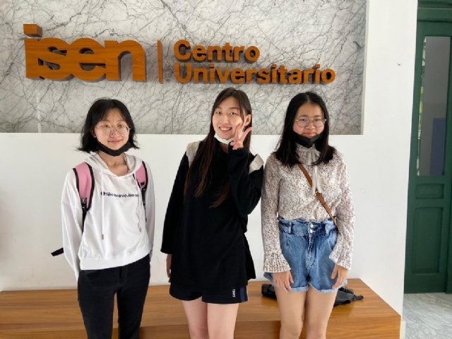 Alumnas chinas en Cartagena: “Nos gusta la ciudad y estudiar en un centro de calidad como ISEN”