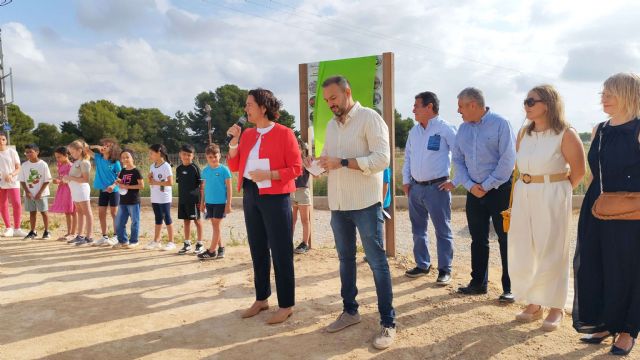 La Fundación SABIC España inaugura el proyecto de mejora medioambiental del colegio de La Aljorra