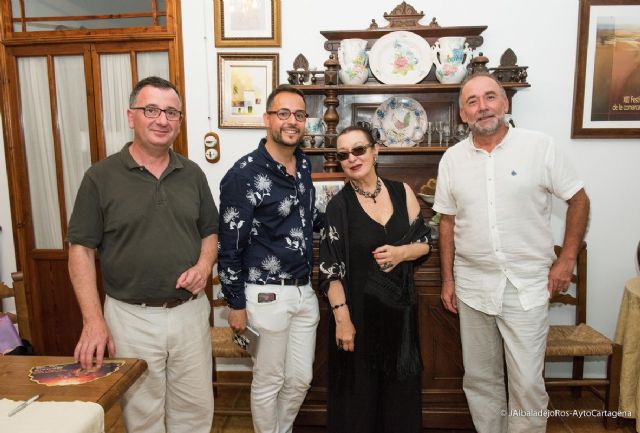 Martirio habla de ´La mujer y la copla´ en el Festival Nacional de Folclore en la Comarca de Cartagena
