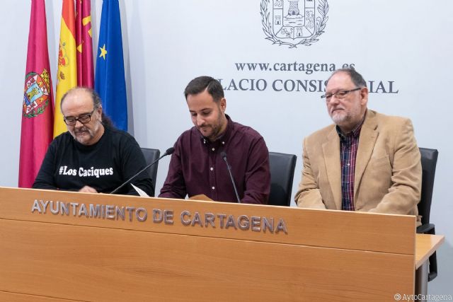 La tragicomedia grotesca sobre corrupción, Los Caciques, llega al Nuevo Teatro Circo de la mano de Alquibla Teatro