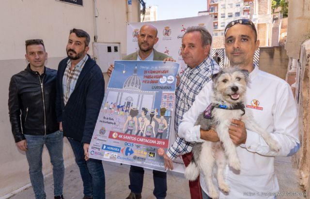 Cuatro kilómetros corriendo para rememorar a los cuatro Santos de Cartagena