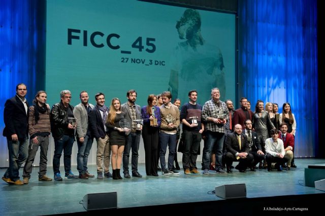 El reconocimiento a la actriz Pepa Aniorte protagonizo la clausura de la 45 edicion del FICC