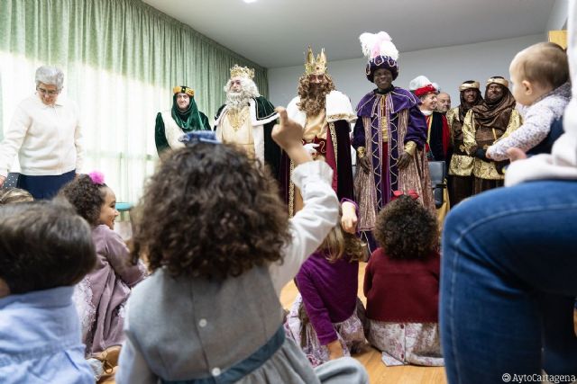 Los Reyes llegaron e ilusionaron a todos