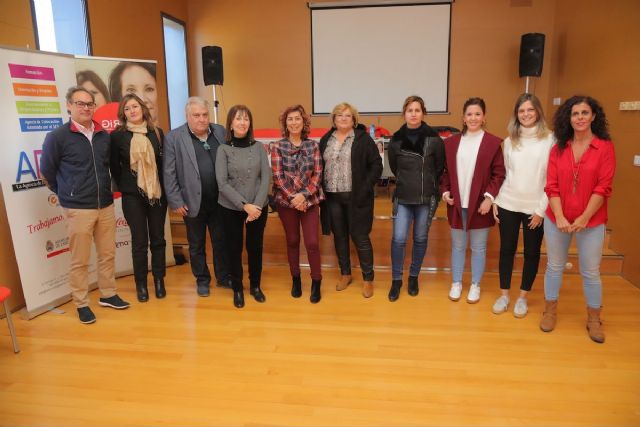 La ADLE colabora en el proyecto ´GIRA Mujeres´, de la Fundación Coca Cola, de impulso emprendedor y empresarial para mujeres